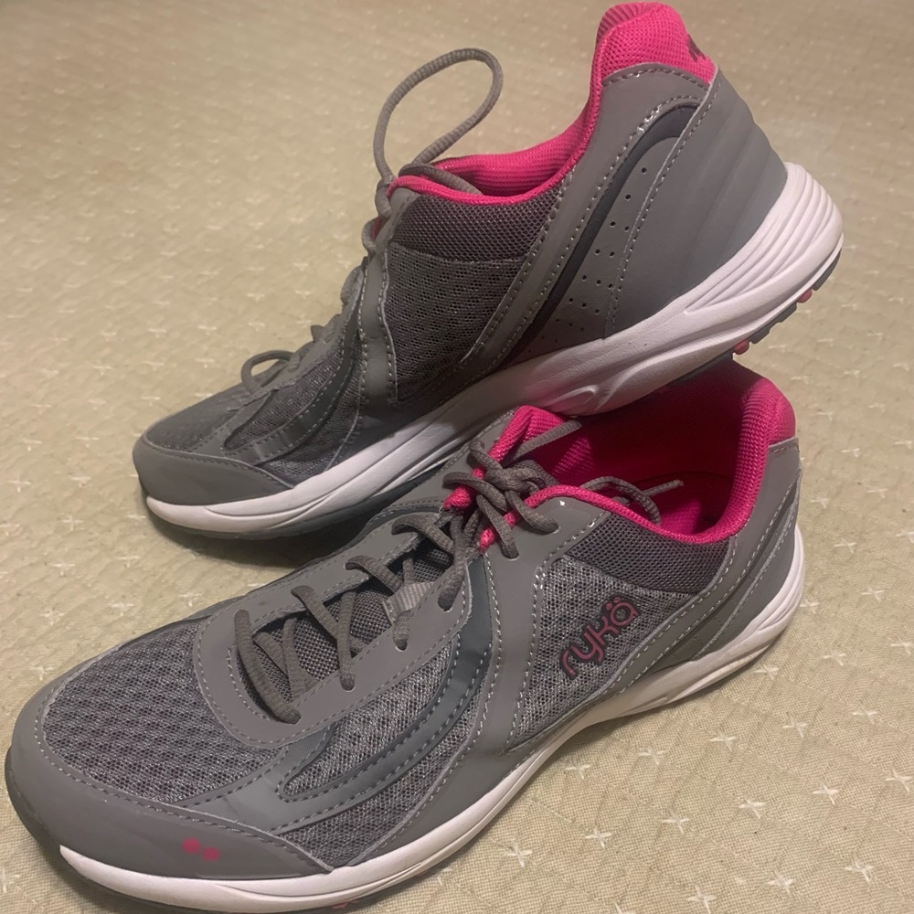 NWOT Ryka women’s Size 10 Gray and Pink Athletic Shoes Breathable Mesh Design